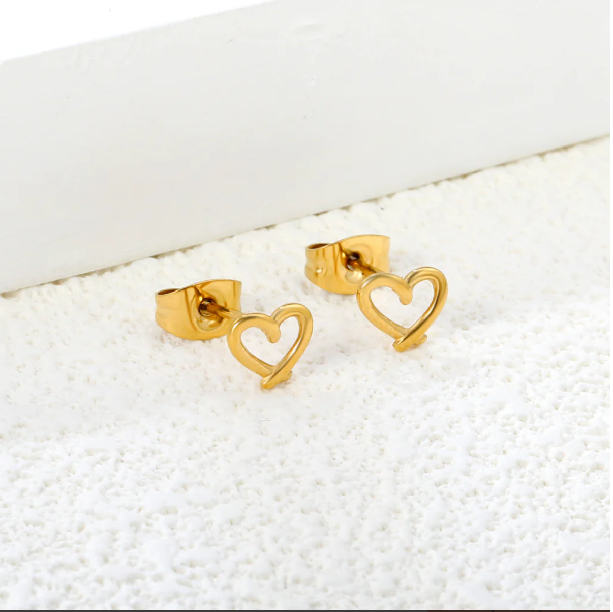 Aubree Gold Heart Earrings