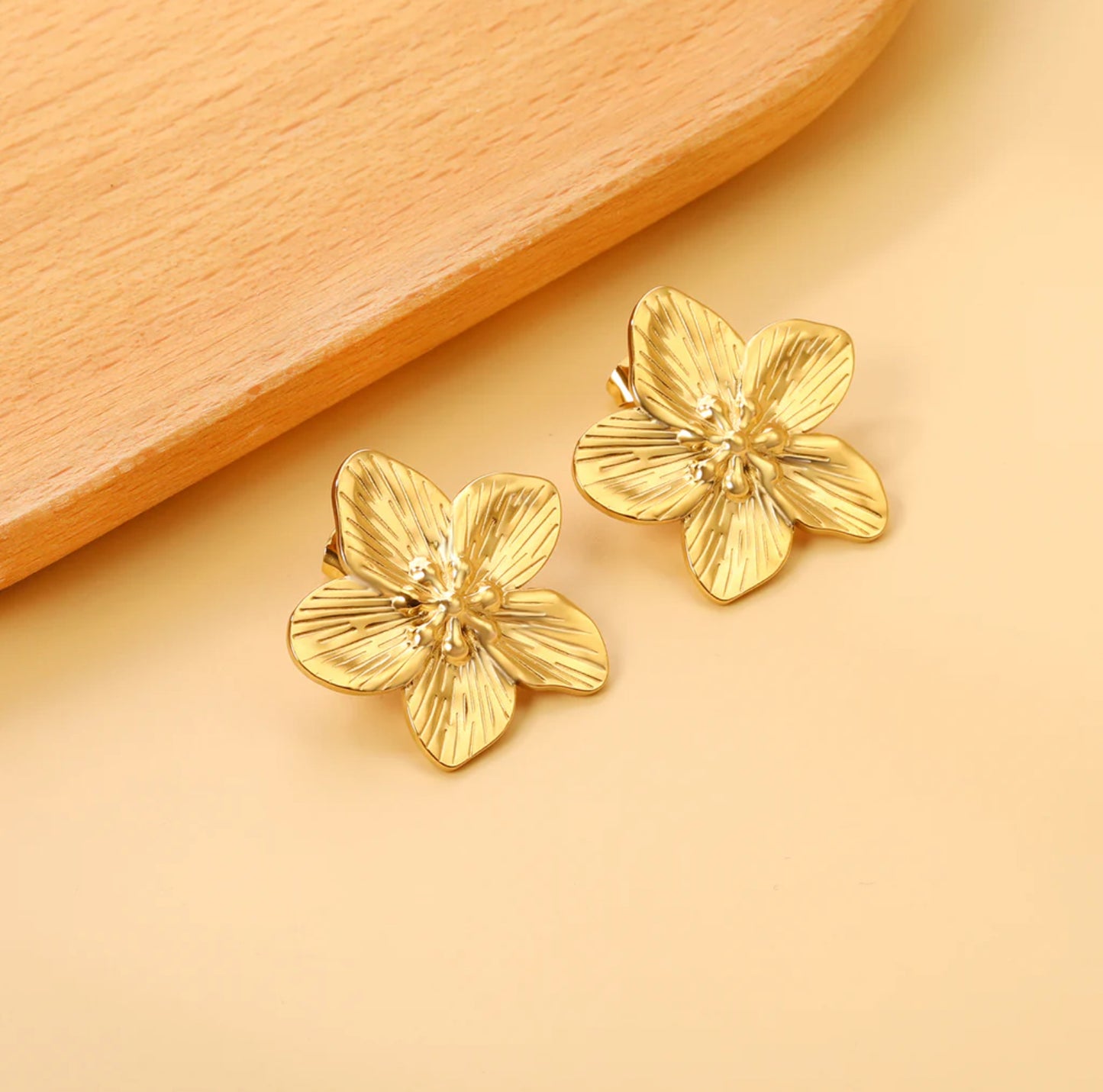 Aaliyah Gold Earrings
