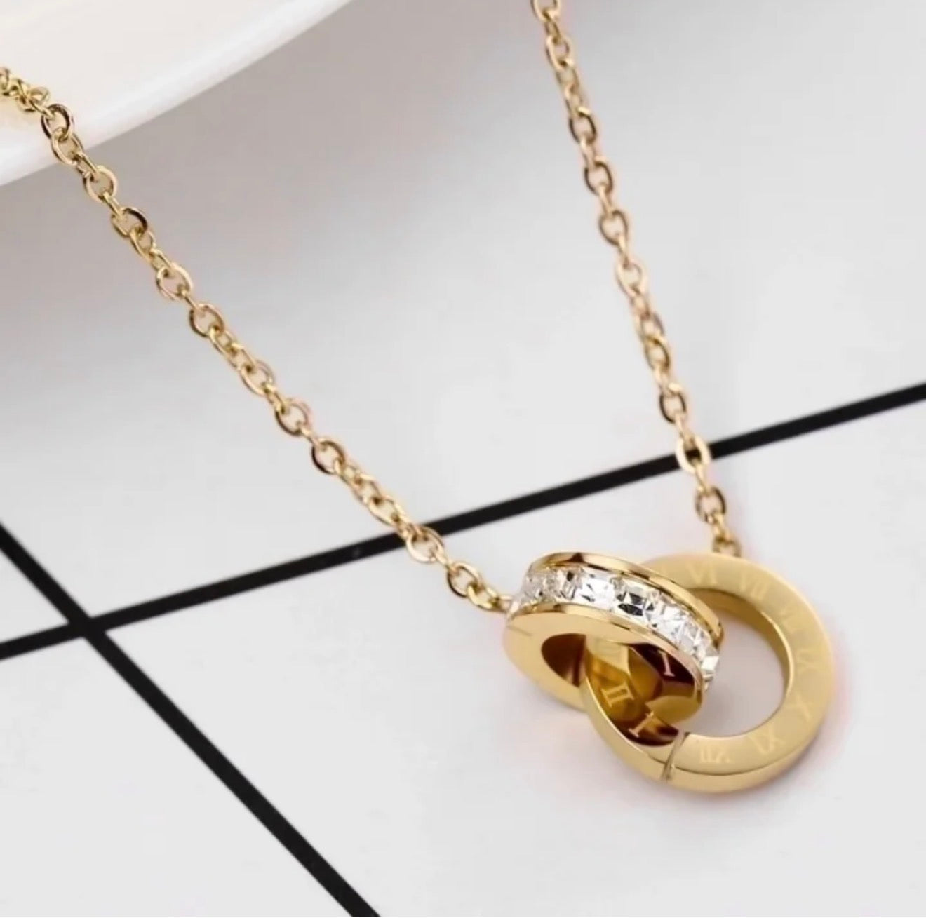 Roman Link Luxe Necklace