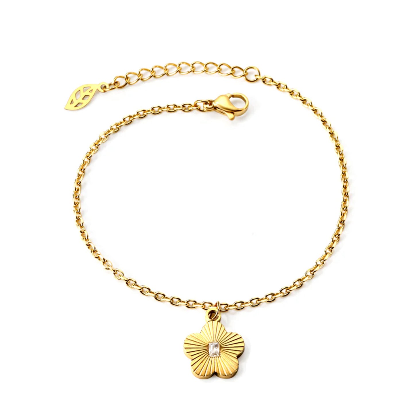 Bella Clover Gold Bracelet