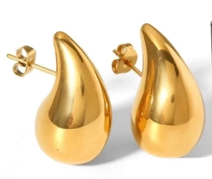Eva's Teardrop Earrings