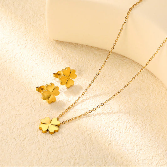 Inaya's Hearts of Clover