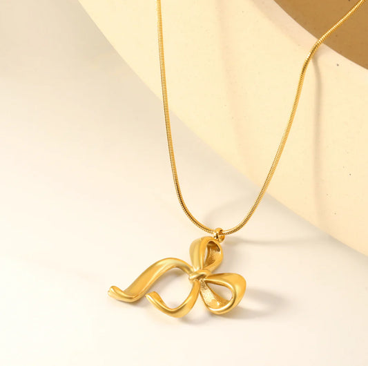 Golden Belle Bow Necklace