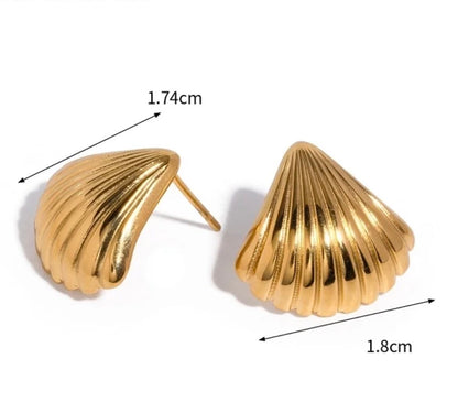 Shell Studs