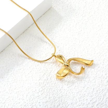 Golden Belle Bow Necklace