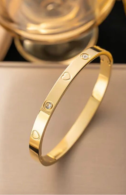 Heart Glow Bangle