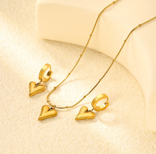 Aria's Golden Heartbeat Jewelry Set