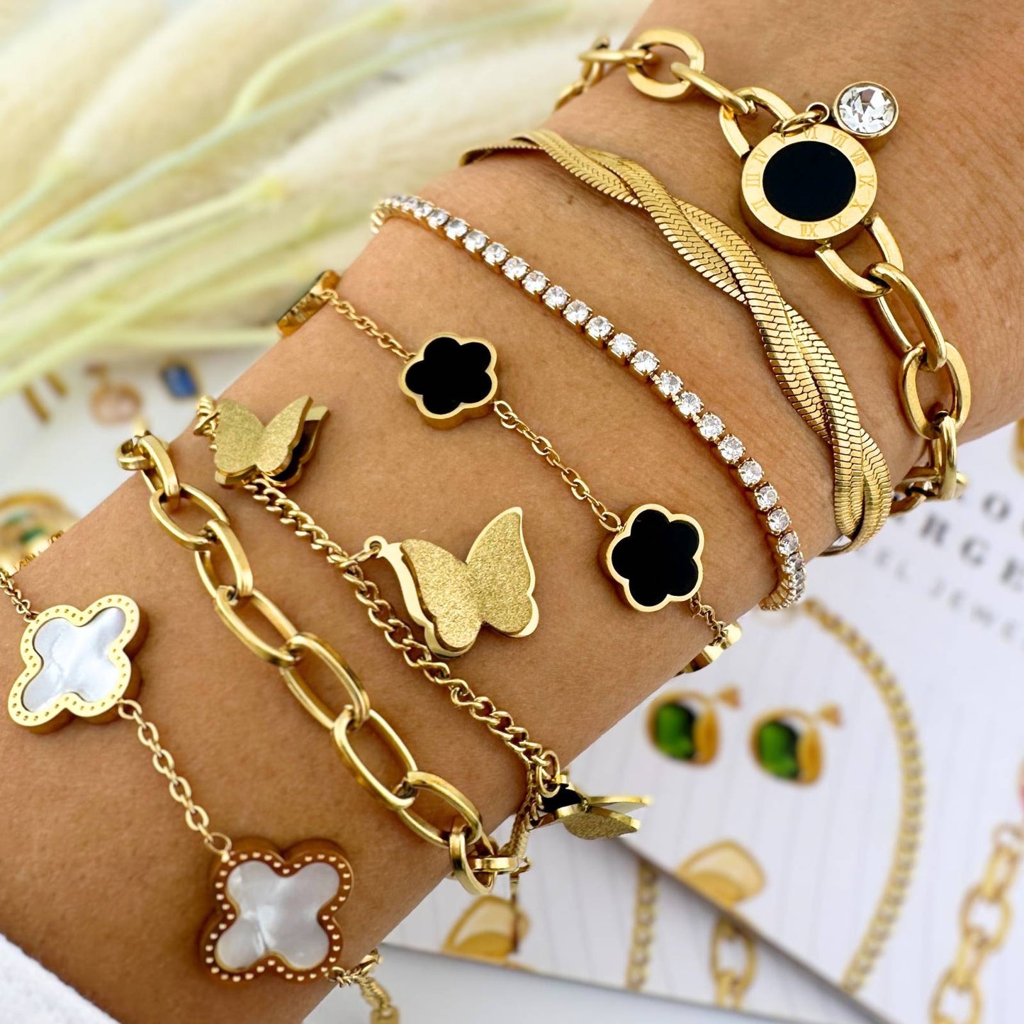 Noir Bloom Bracelet