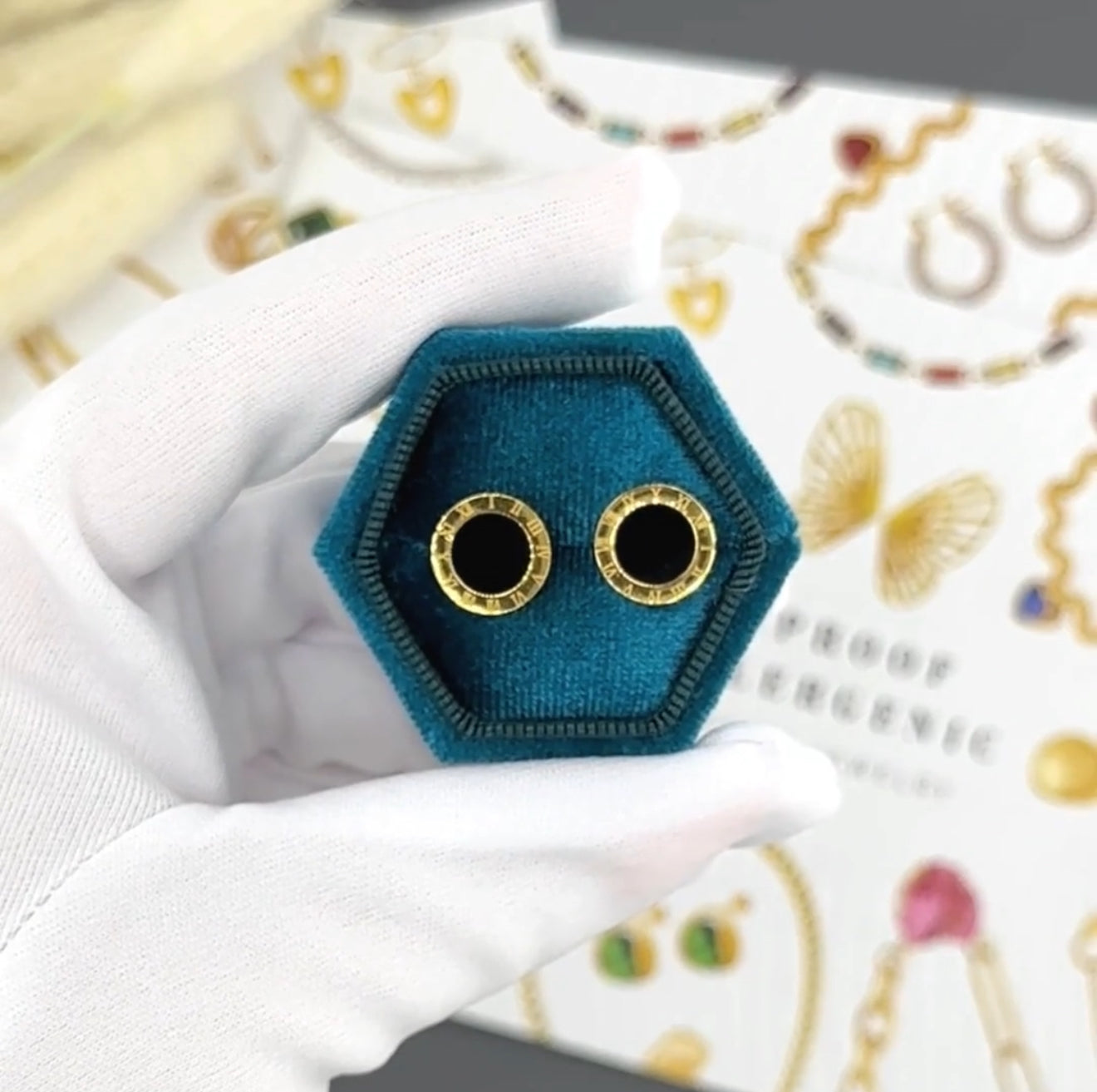 Eterna Roman Stud Earrings
