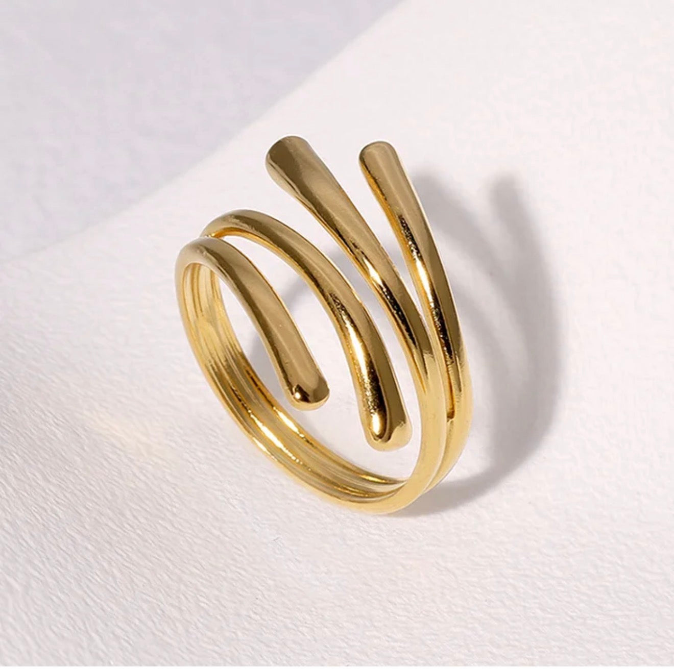 Serene Arc Ring