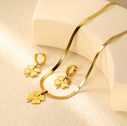 Fortune Clover Jewelry Set