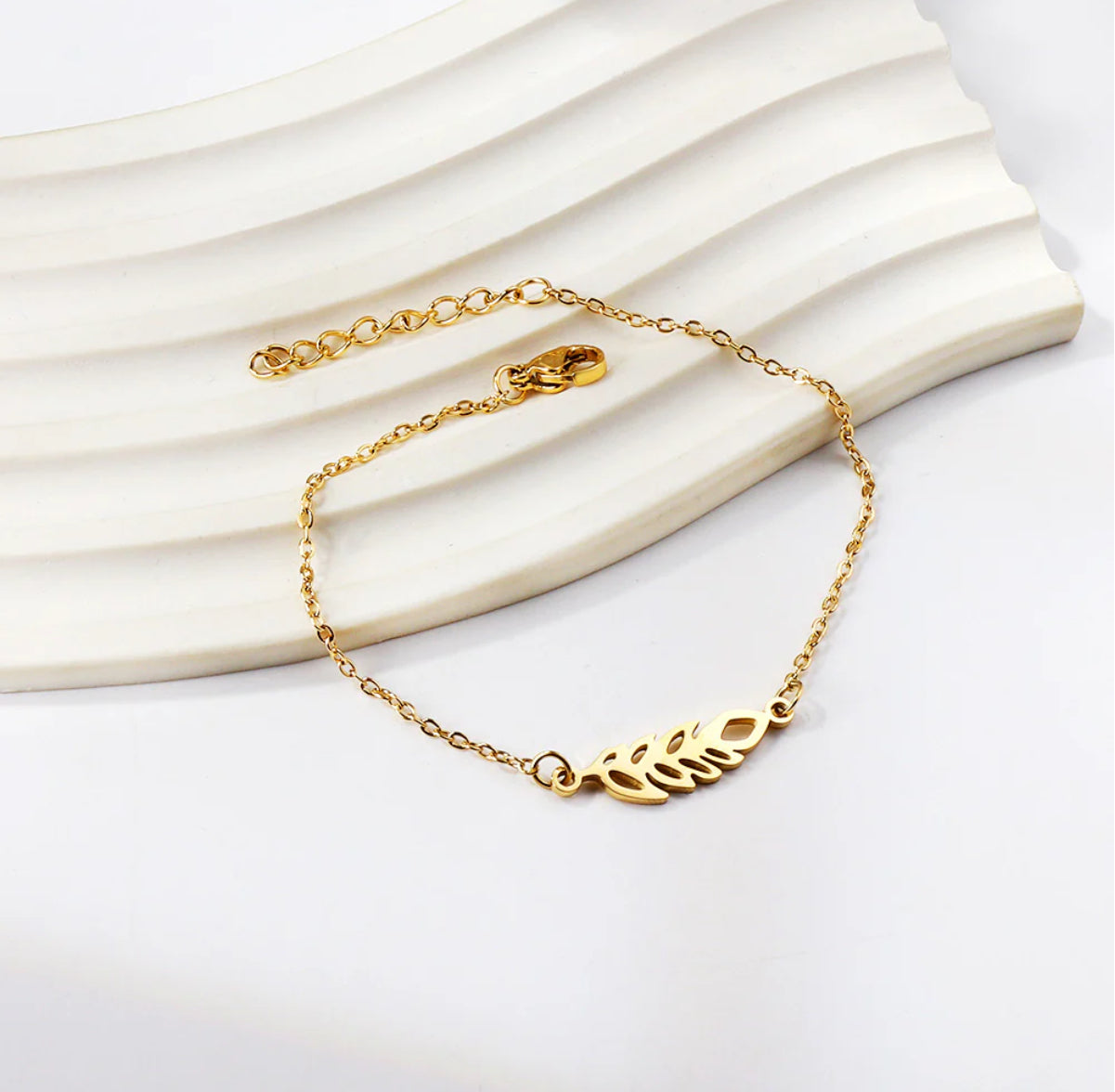 Golden leaf Bracelet