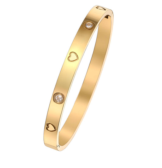 Golden Heart Luxe Bangle
