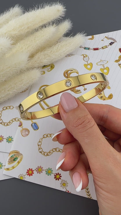 Lumière Gold Bangle
